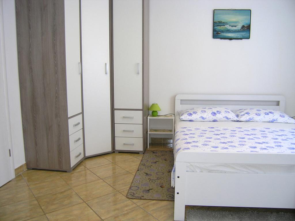 Apartman Vera Krk Town Eksteriør bilde