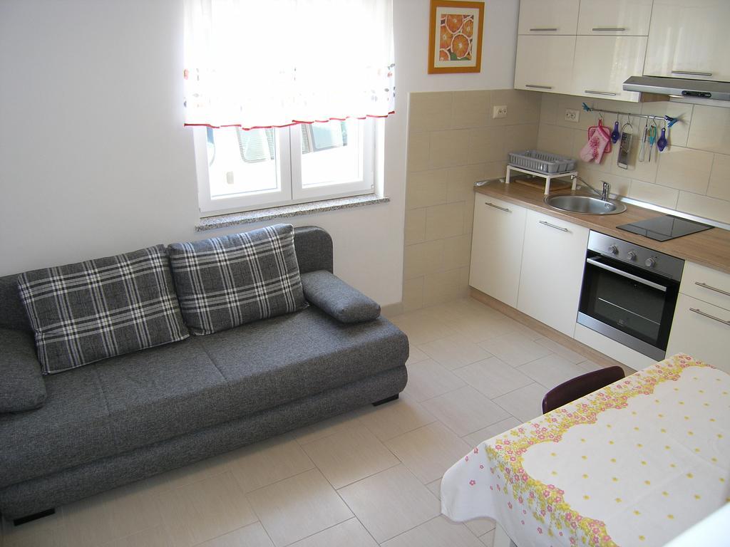 Apartman Vera Krk Town Eksteriør bilde