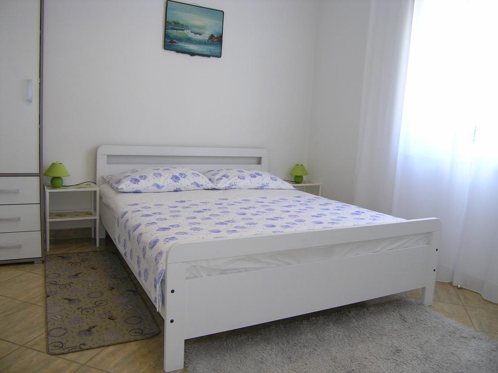 Apartman Vera Krk Town Eksteriør bilde